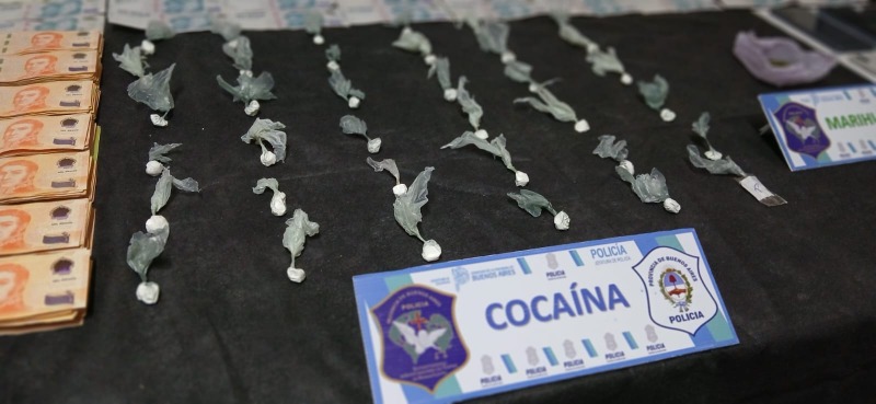 Un detenido en tres allanamientos por venta de drogas